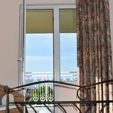 синя луна Pensjonat