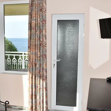 Pensjonat синя луна 4*